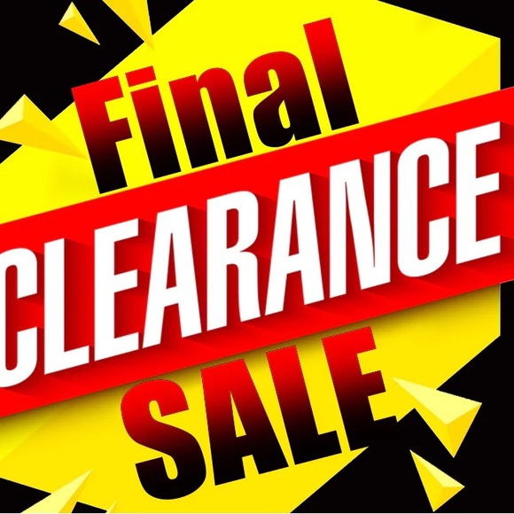 Versace blowout sale 🎉 - Picture 7 of 8